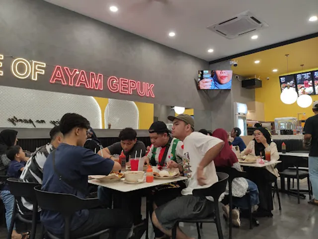 Ayam Gepuk Top Global Selayang