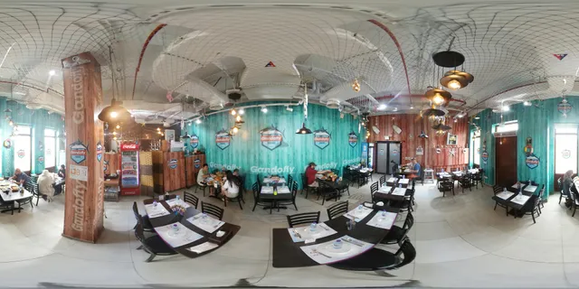 Gandofly seafood restaurant Almina