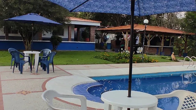 Finca Campestre VillaDiana - Montenegro-PuebloTapao