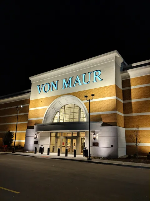 Von Maur