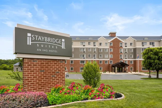 Staybridge Suites Harrisburg Hershey by IHG