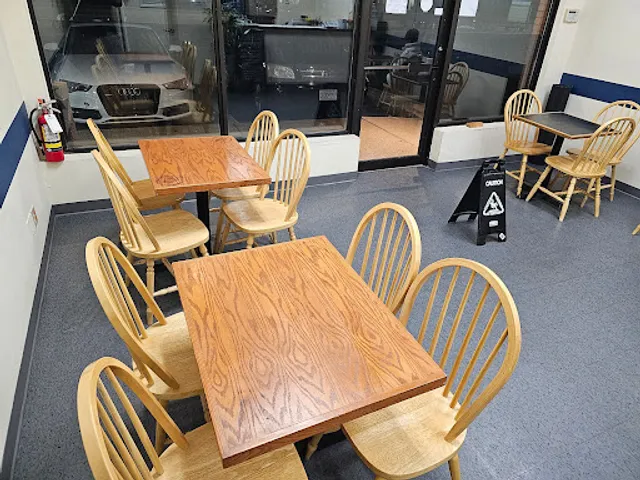 Luckys Fish And Chips