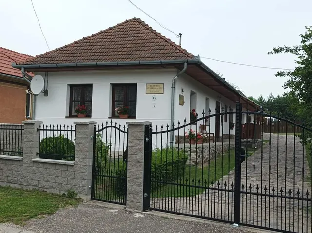 Kemencés Vendégház