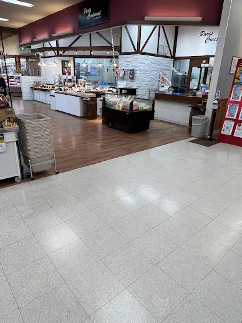 Paris Croissant Chita