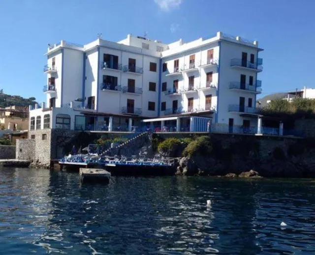 Hotel Rocce Azzurre