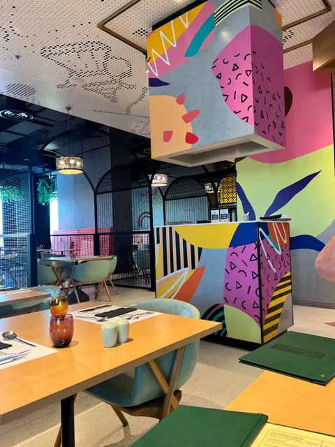 Backstage Restaurant