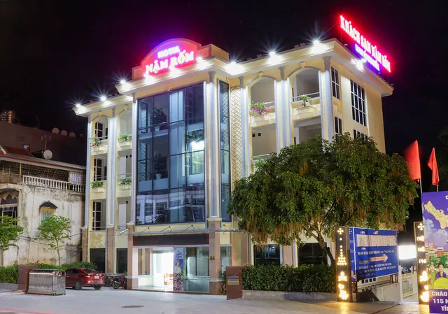 Nam Rom Hotel