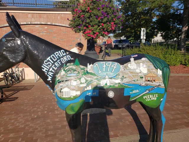 Waterford Harbor Visitor Center