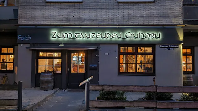 Zum tanzenden Einhorn