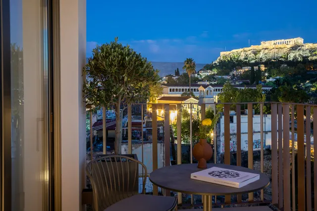 Altar Suites in Athens with Acropolis View