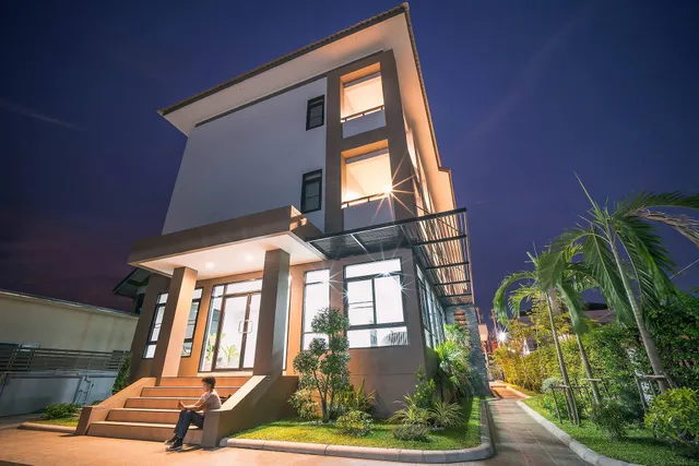 โรงแรมปาริสาเพลส