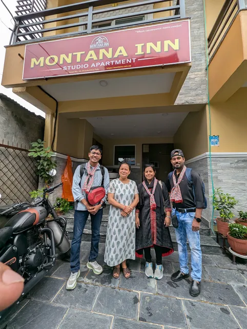 Montana Inn मोेनटेना ईन