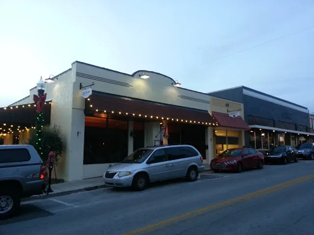 La Cuisine Restaurant