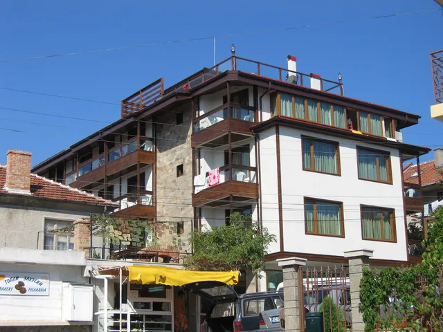 Стаи за гости „Лалея-2“