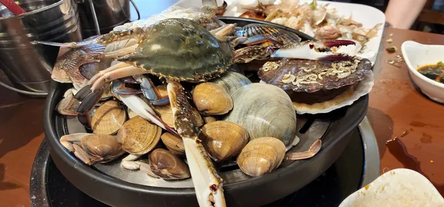 Qiankuli Seafood Barbecue Hot Pot Self-Service