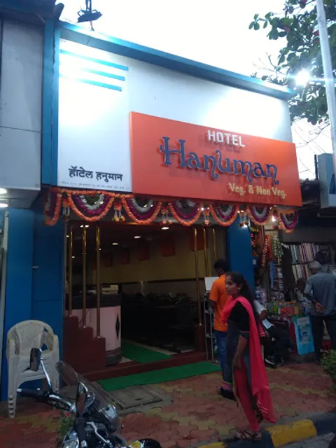 Southern Lunch House ( Hotel Hanuman )
