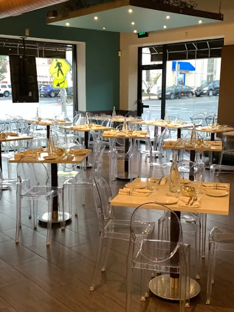 Mocha Bleu Patisserie, Bistro + Mixology Bar