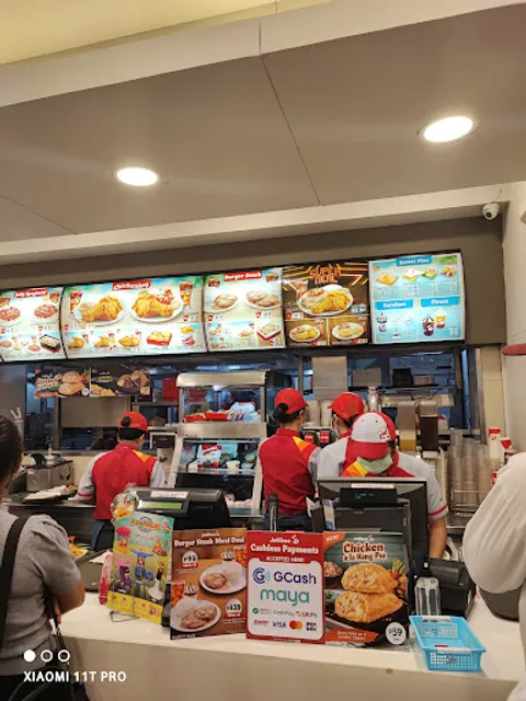 Jollibee Grace Park Rizal Avenue Extn- 5th Ave