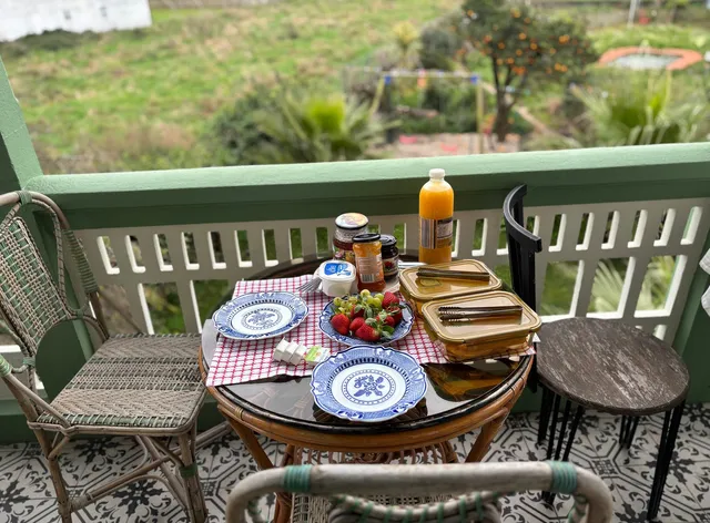 Vintage Balcony GuestHouse