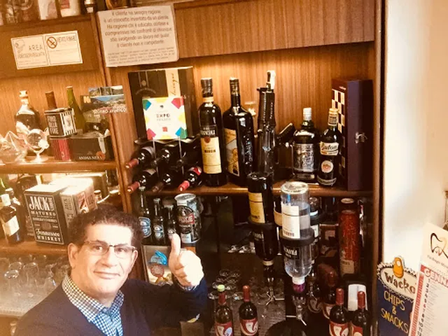 Bar Giulia di Attef Feda