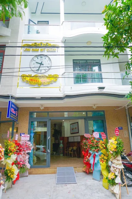 Khách sạn Như Ý