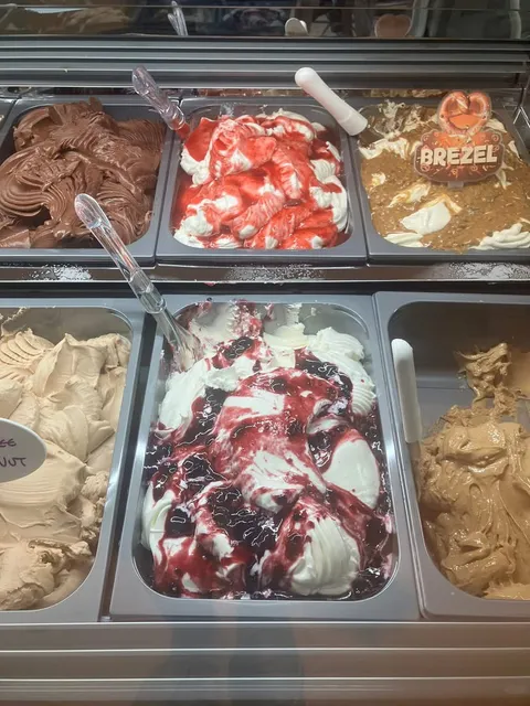 Gelatoville Italian Gelato Coffee & Bakery