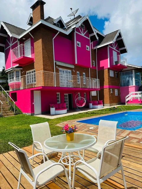 Pousada Pink Village