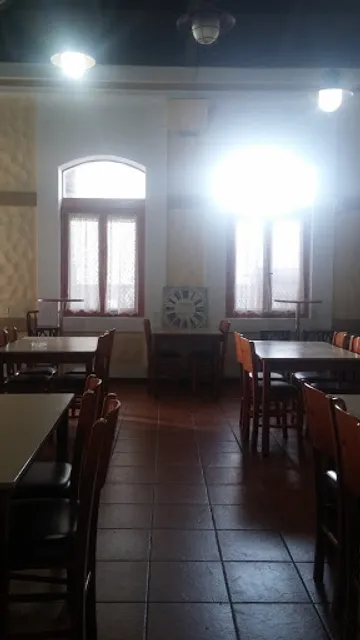 ΕΣΤΙΑΤΟΡΙΟ ΠΑΤΕΡΟΝΗΣΟ ΤΟ ΠΑΡΑΔΟΣΙΑΚΟ