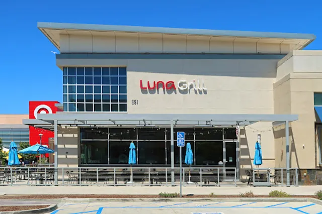 Luna Grill Oxnard