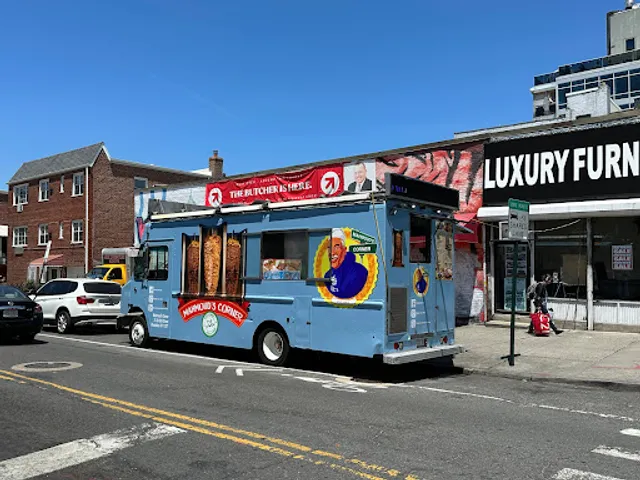Mahmoud's Corner Halal Food Cart
