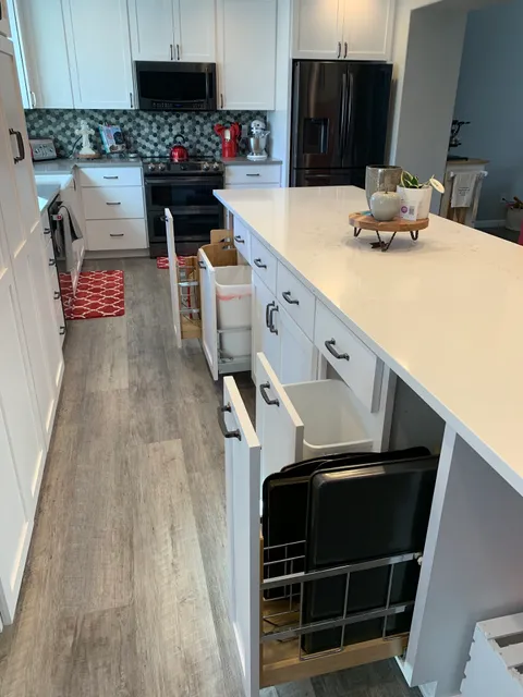 Mike's Custom Cabinets