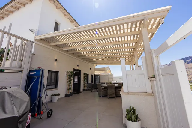 וילה לארבל מגדל LaArbel