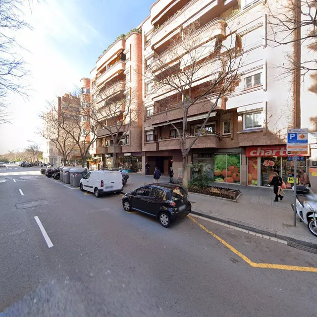 Versàtil Perruqueria