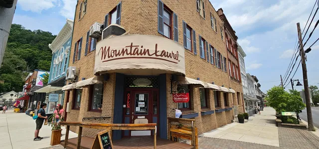 Mountain Laurel Artisans, LLC