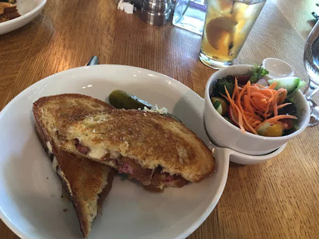 Red Rooster at the Woodstock Inn & Resort