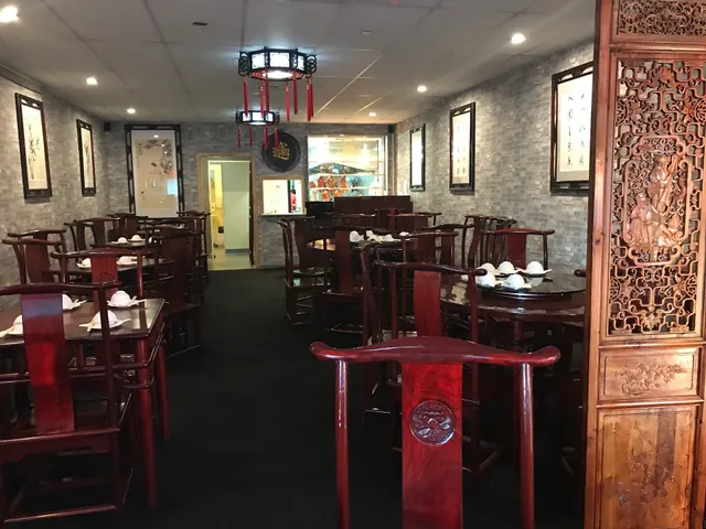 The Dragon Express Restaurant