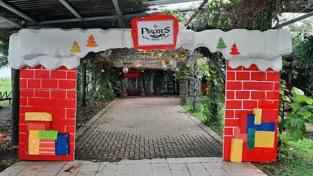 Pirates Cafe