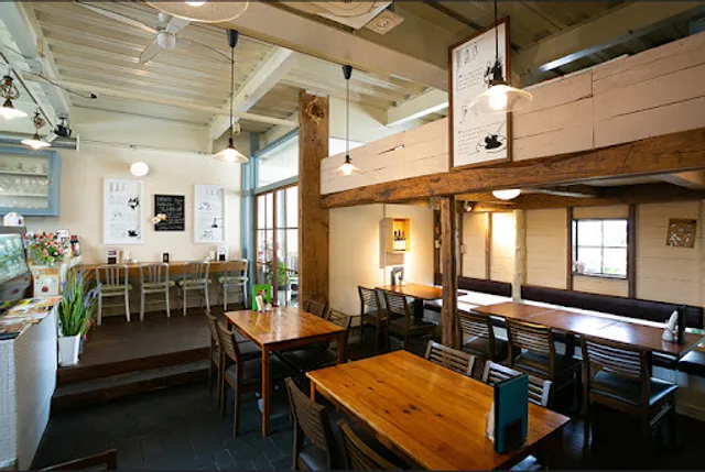 ティラミス専門家 Lutasi Cahata