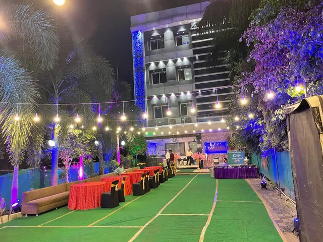 Hotel Surbhi Palace Gadarwara