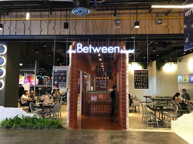 SEOUL BETWEEN BANGKOK