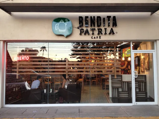 Bendita Patria Café