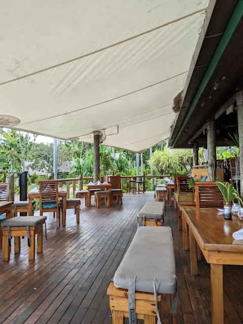 Sundowner Bar & Grill