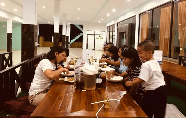 Warung Bendega Lebih