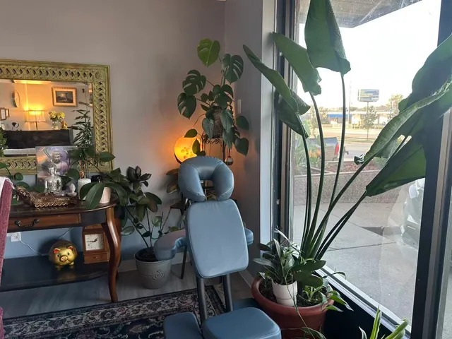 LAWRENCE THAI MASSAGE