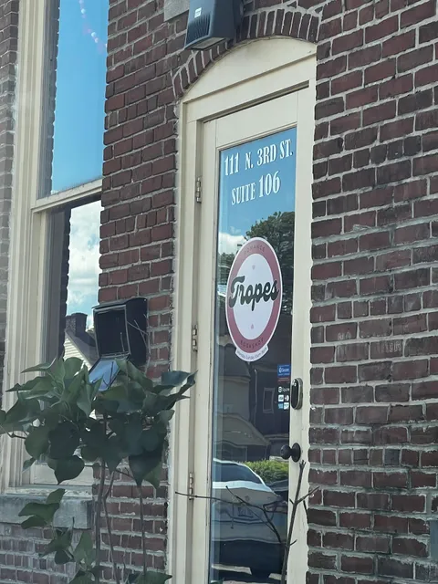 Tropes Romance Bookshop