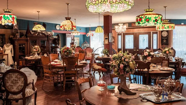 The Van Horne Grand Tea Room