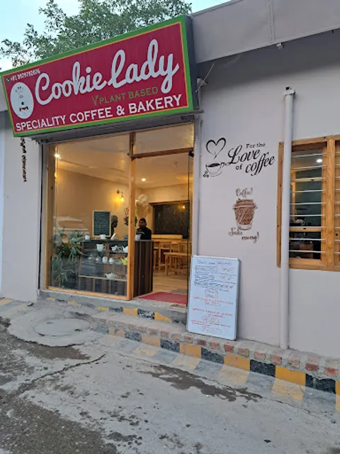Cookie Lady speciality coffee plant based