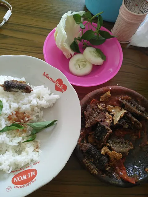 Spesial Belut Surabaya - H. Poer