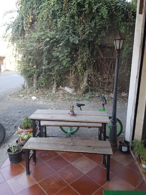 Le Marcel Cafe & Bakery