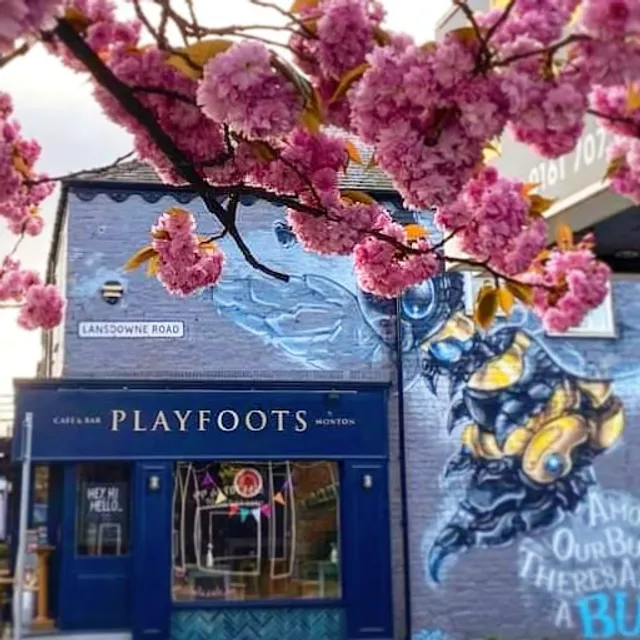 Playfoots Cafe & Bar